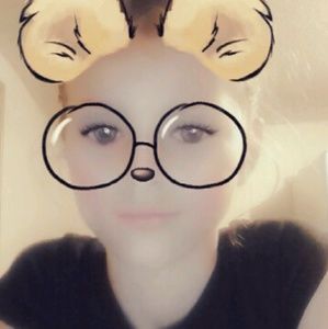 Meet your Posher, Hayley
